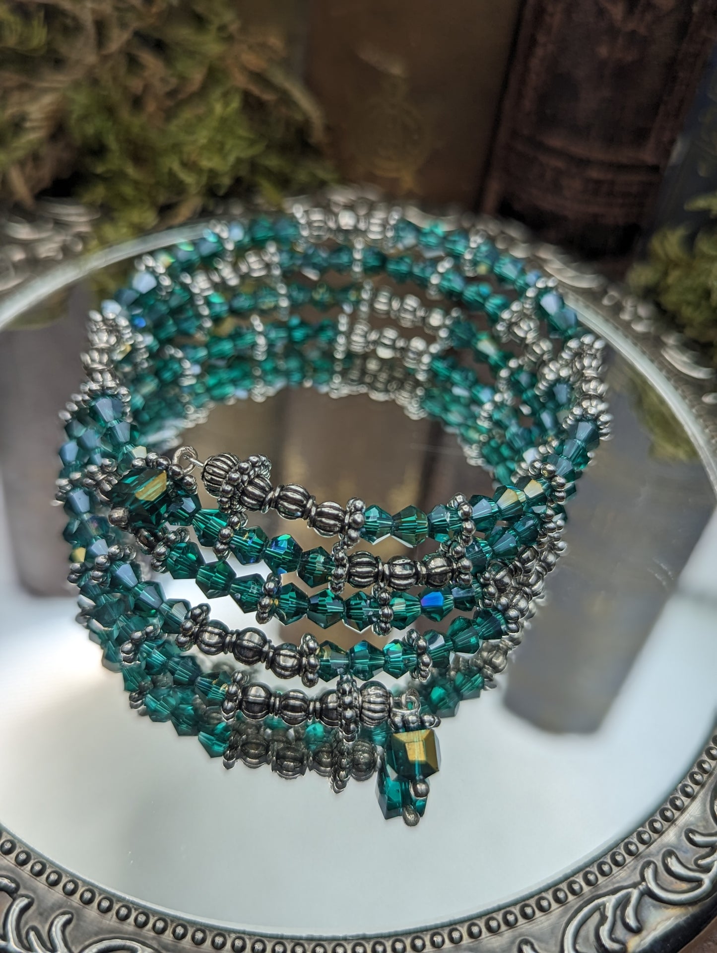Druantia | Emerald Austrian Crystal  Memory wire Bracelet
