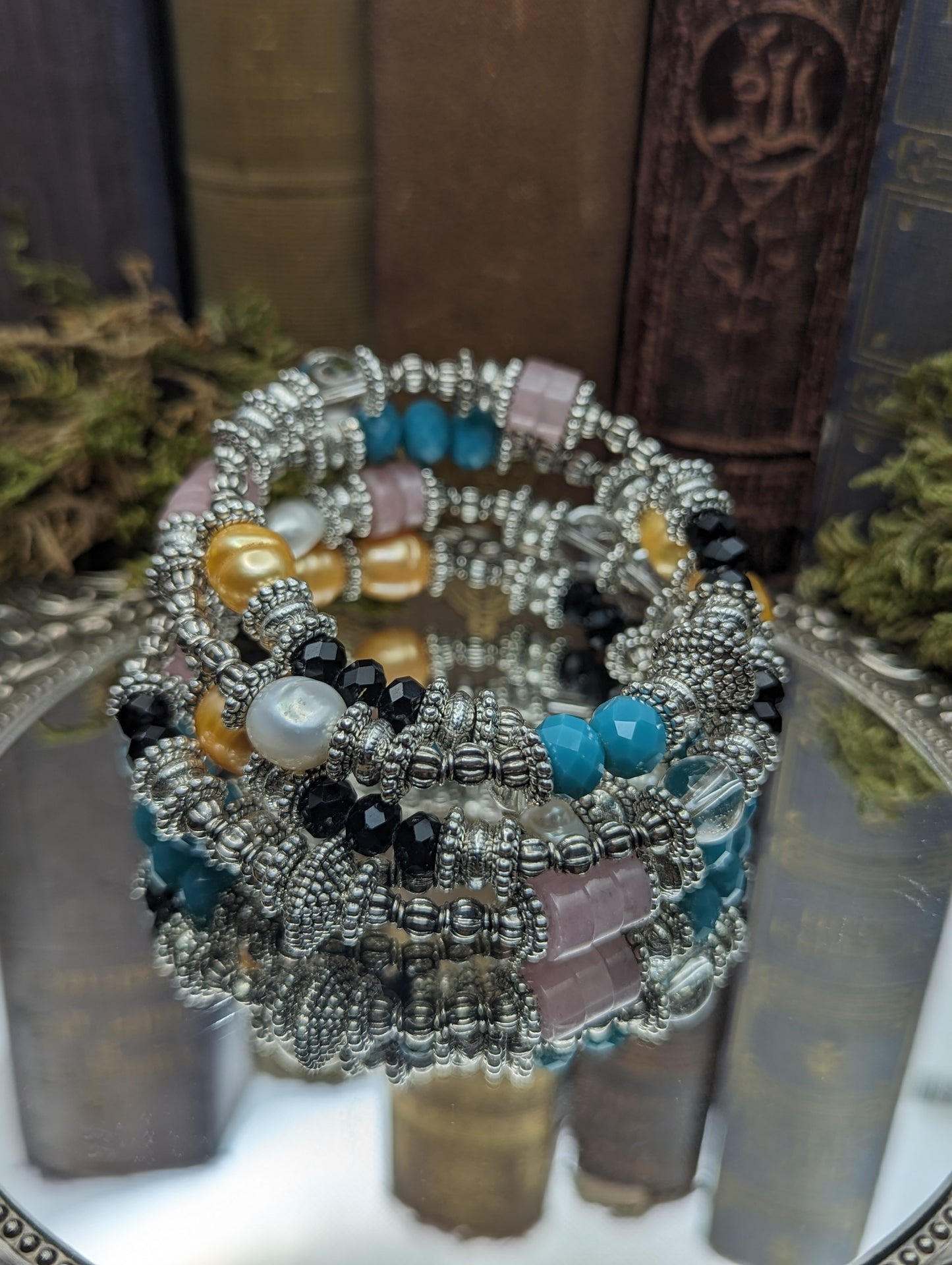 Artemis | Gold Freshwater Pearl, Rose Quartz  Memory wire Bracelet