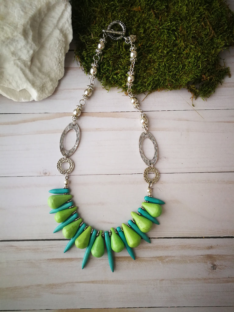 Lime-Green Waiting for Spring Outfit