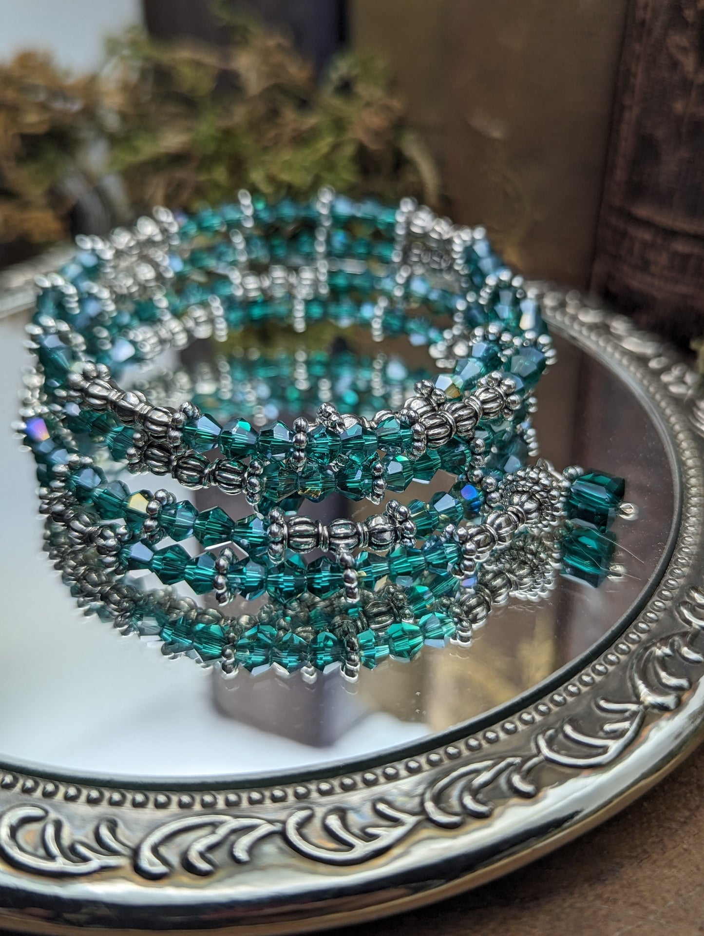 Druantia | Emerald Austrian Crystal  Memory wire Bracelet