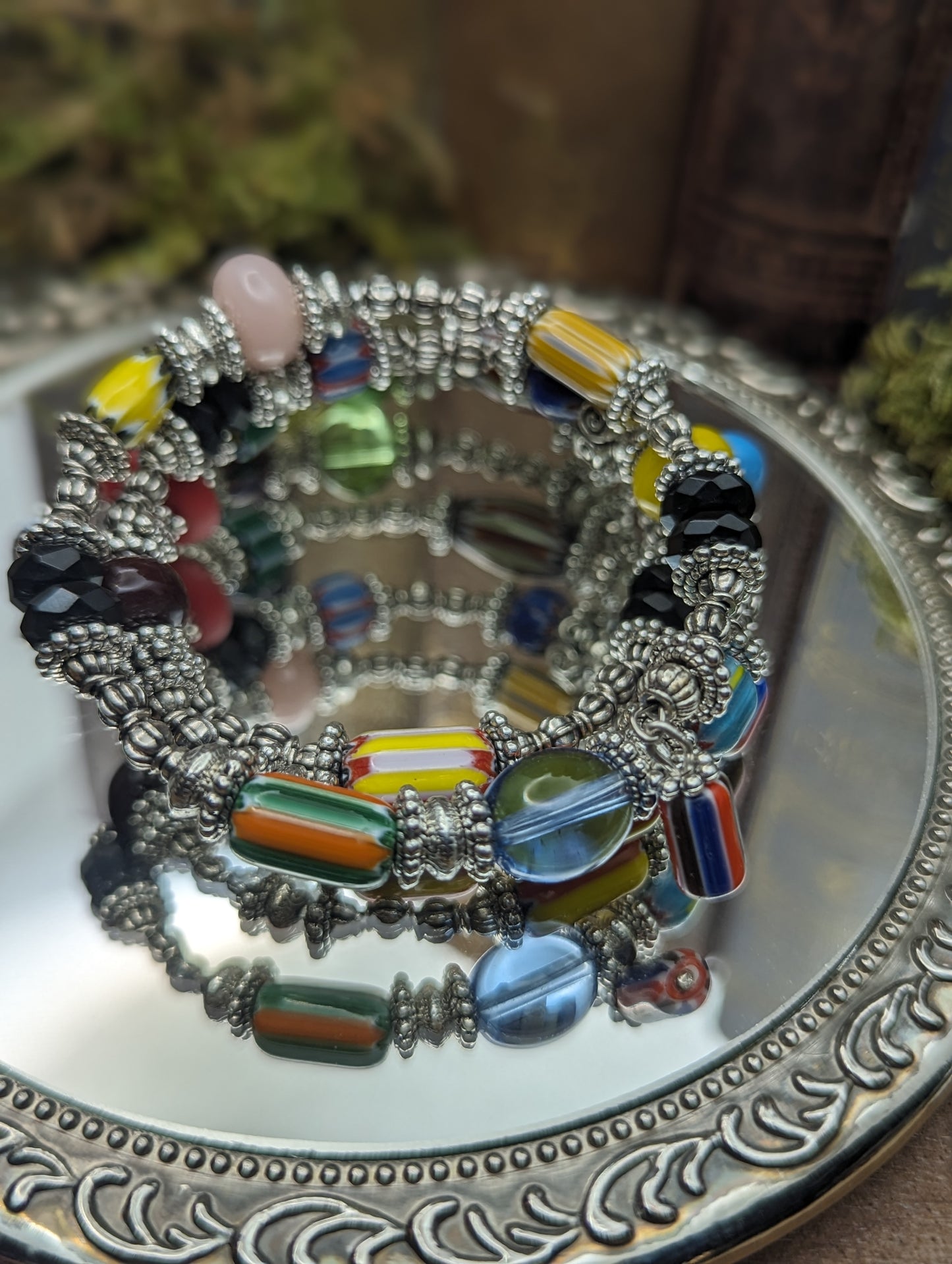 Mardi gras | Lampwork glass+ blown glass  Memory wire Bracelet