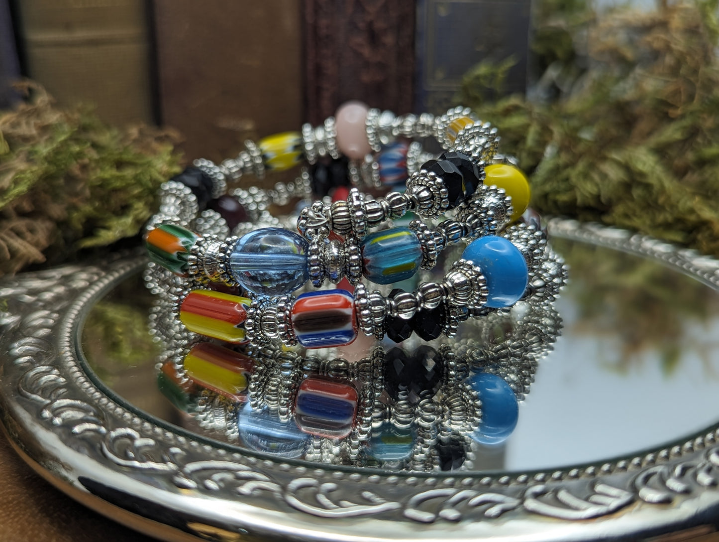 Mardi gras | Lampwork glass+ blown glass  Memory wire Bracelet