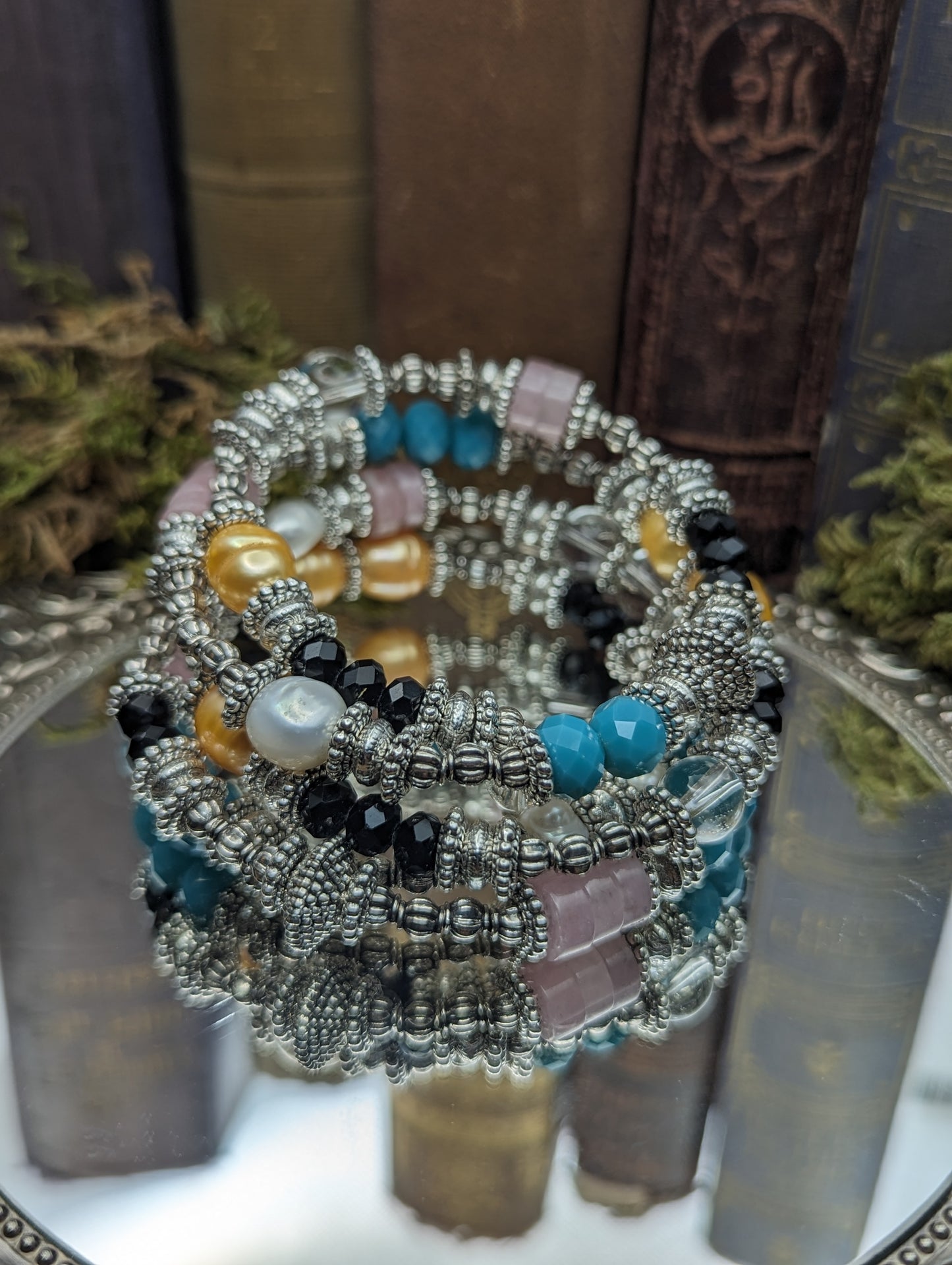 Artemis | Gold Freshwater Pearl, Rose Quartz  Memory wire Bracelet