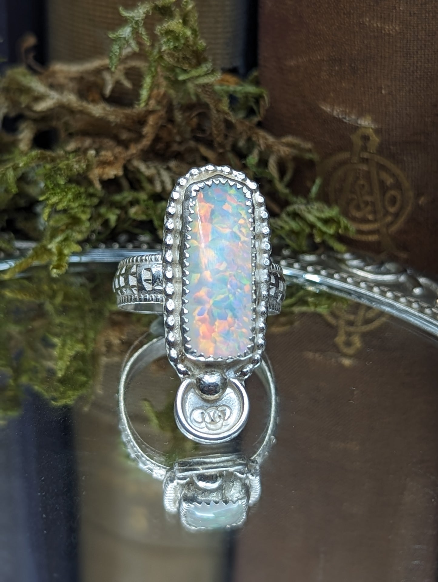 Stellar Opal- Size: 8,✦ Ring