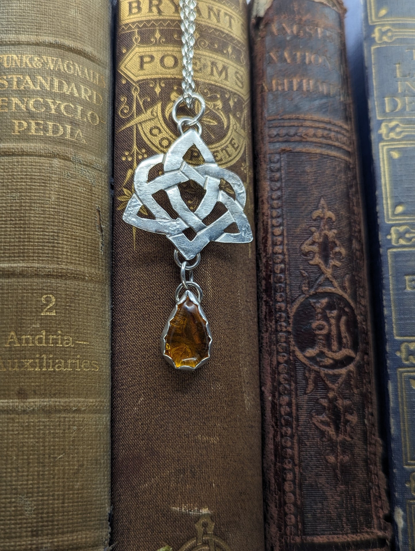 Celtic heart triquetra + Amber | Necklace