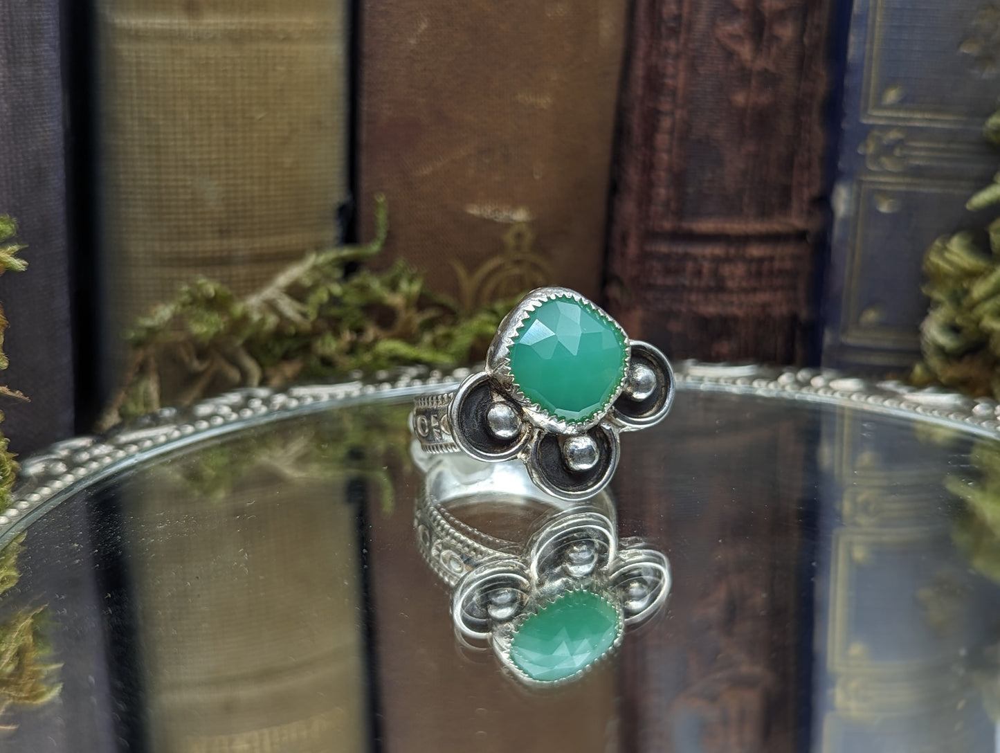 Chrysoprase - Size: 8.25✦ Ring
