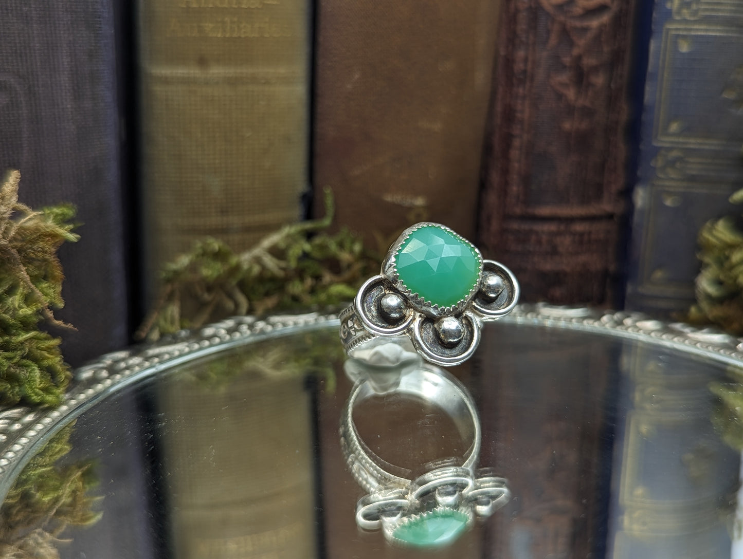 Chrysoprase - Size: 8.25✦ Ring