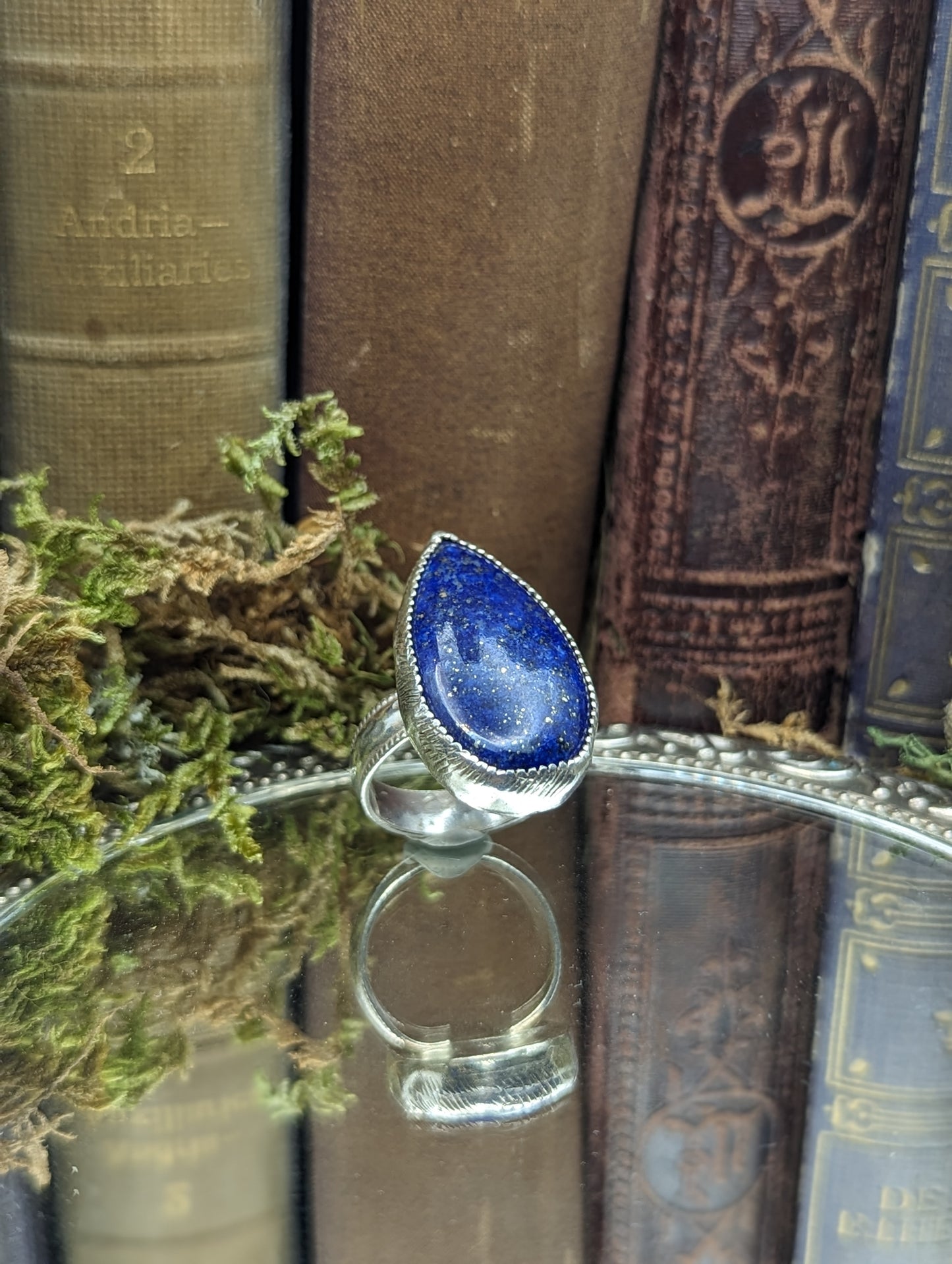 Lapis lazuli Tear Drop- Size: 7.5 ✦ Ring